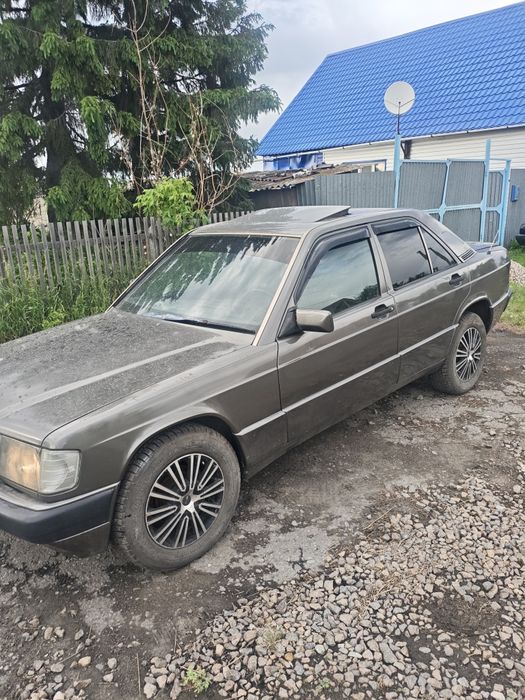 Продам Мерседес 190.