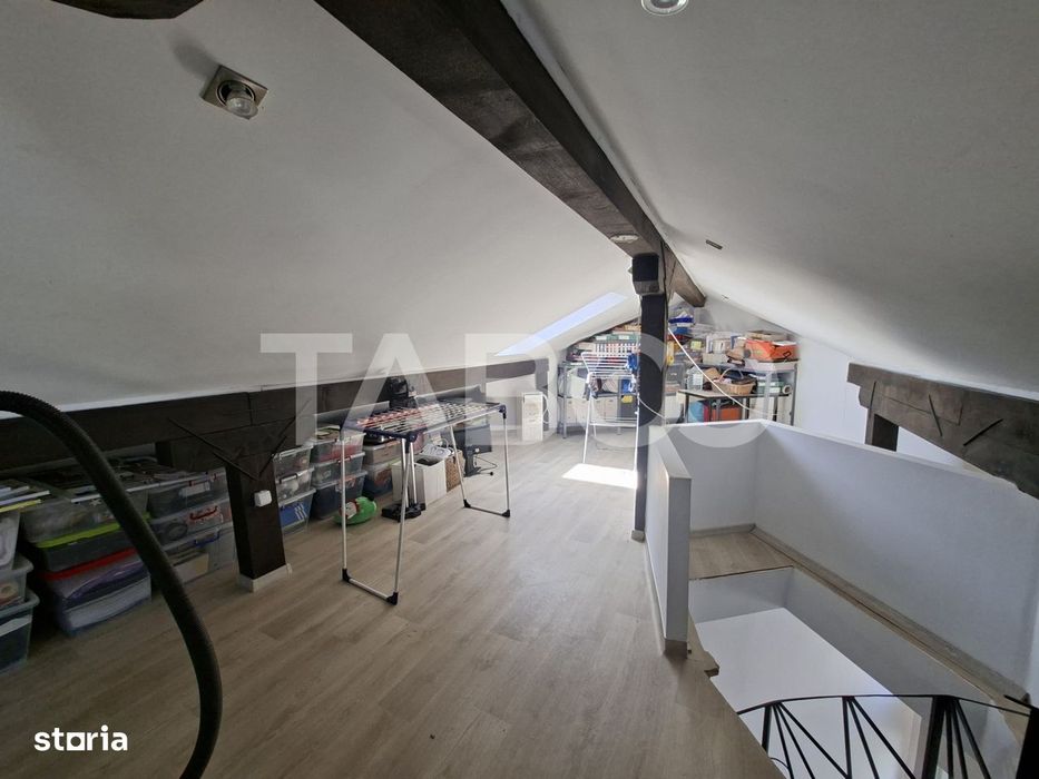 Casa individuala de vanzare - Sura Mica- 4 camere si 490 mp teren