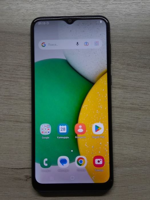 Продаю Samsung Galaxy A03 Core 2/32 + microSD 8 ГБ.