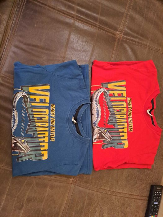 10 броя блузи с дълъг ръкав и 2 броя долнища