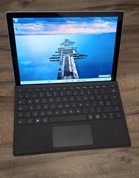 Лаптоп Таблет Microsoft Surface Pro 5