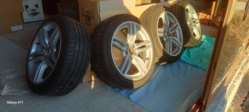 Bmw f10/11 Летни гуми с джанти 245/40/19