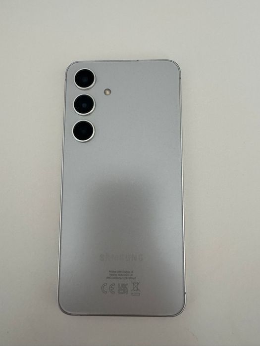 Samsung Galaxy S24 - 256GB impecabil