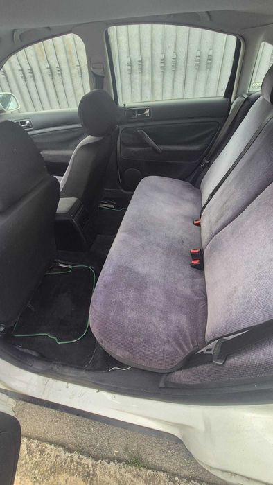 Volkswagen Passat 1.6