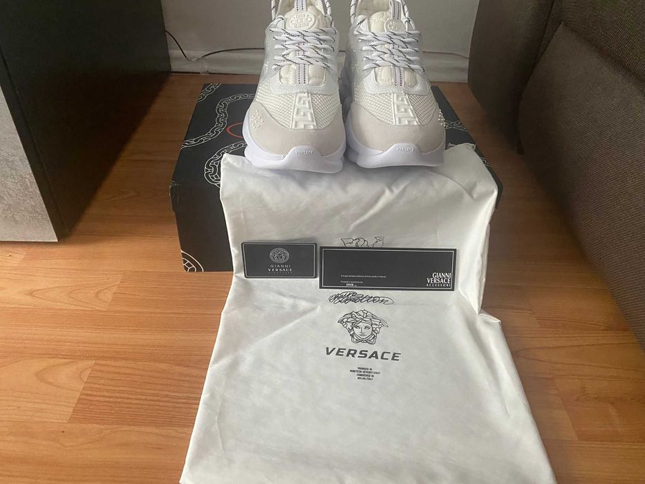 Versace Chain Reaction albi marimi 40-43