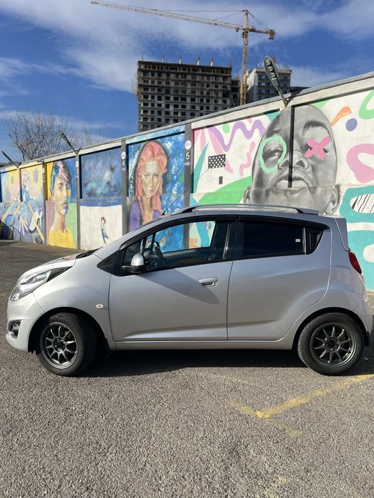 Продается Спарк 3 позиция 1,25л пробег 77,000