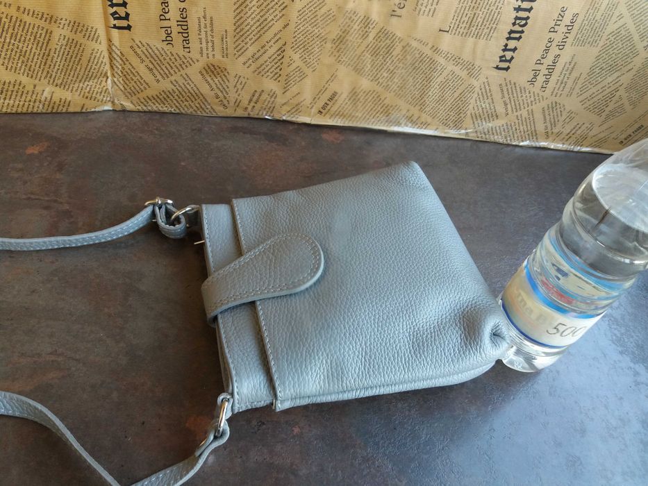 мъжка чанта,малка сива кожена чантичка-естествена кожа