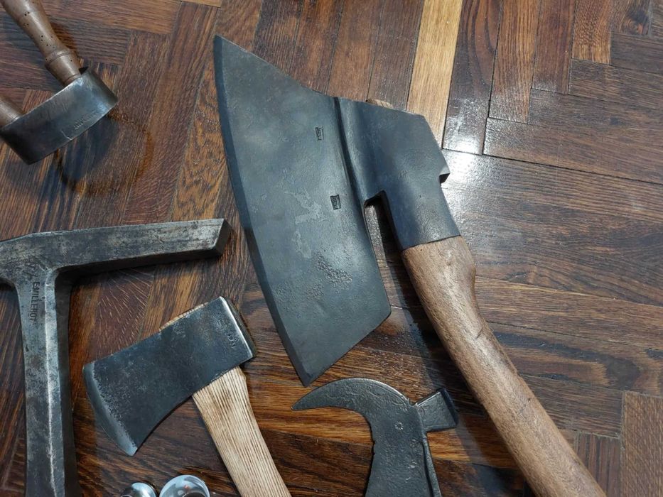 Scule si obiecte vechi decor interior Piese deosebite! Nicovala!