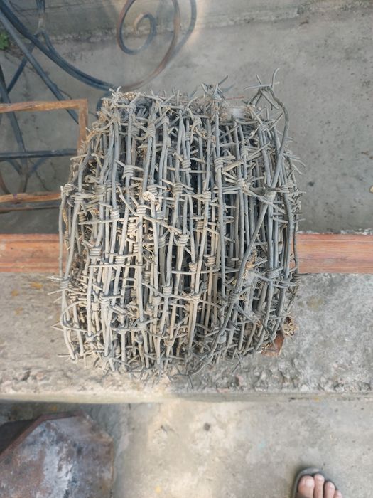 Продам проволку колючка