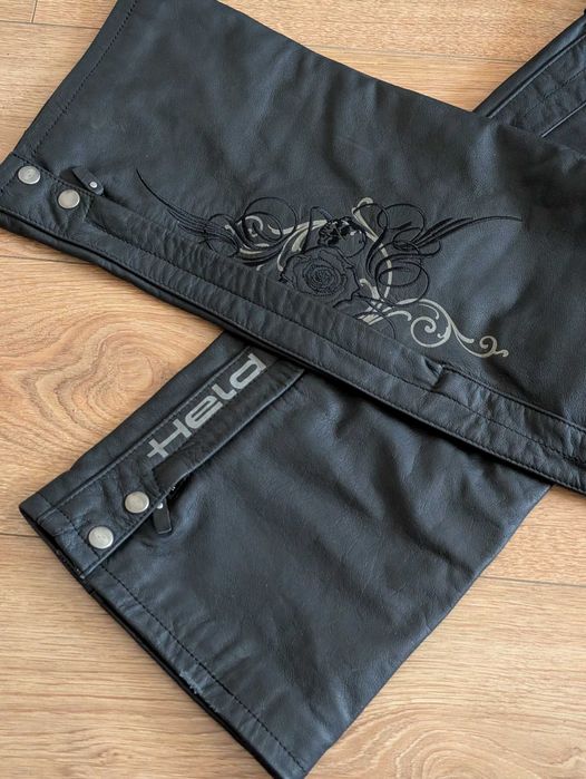 Pantaloni din piele pt motocicleta etc, marca HELD, 300 Lei stare buna