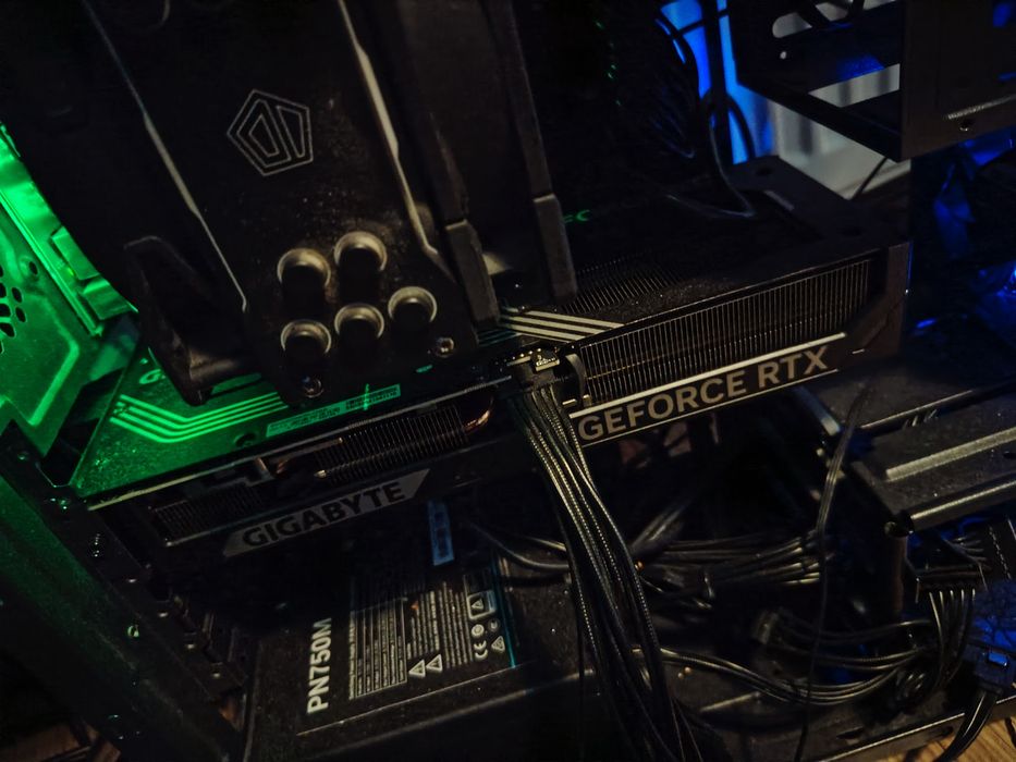 GeForce Rtx 5070 12gb OC SFF