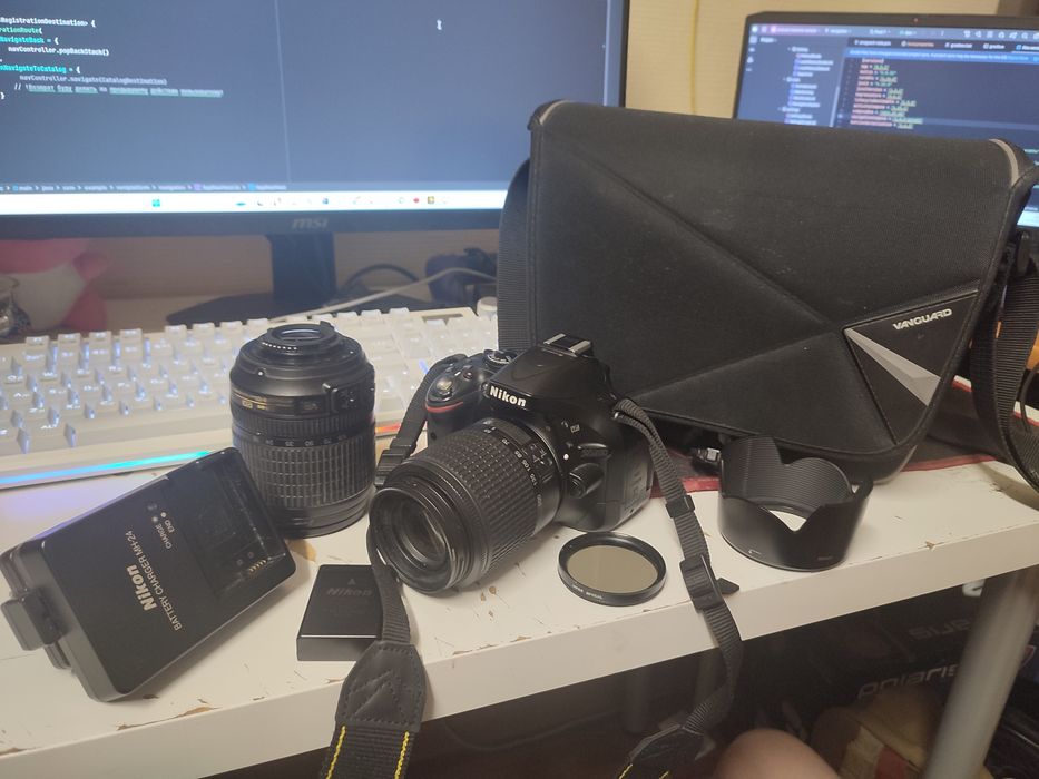 Nikon D5200 зеркальный фотоаппарат с сумкой
