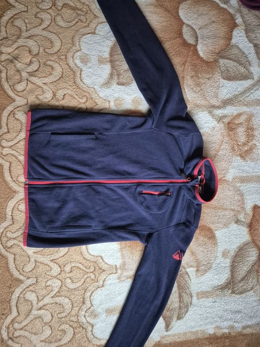 2 Polare bluze  Quechua,  8-9 ani și 10-11 ani