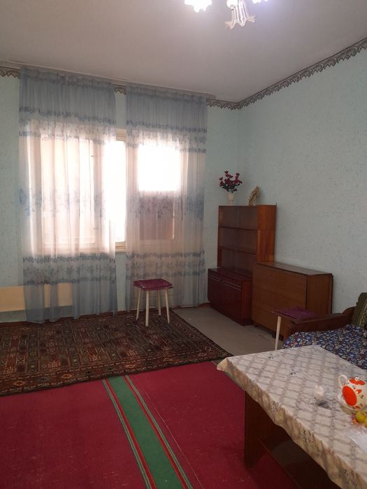 Продаётся квартира 4 комнатная