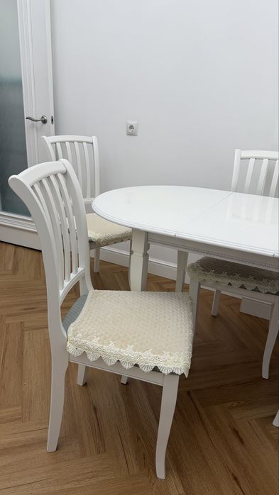 Продам стол со стульями