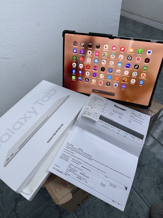 VAND / SCHIMB cu FENIX,  TABLETA Samsung galaxy Ultra S9 factura