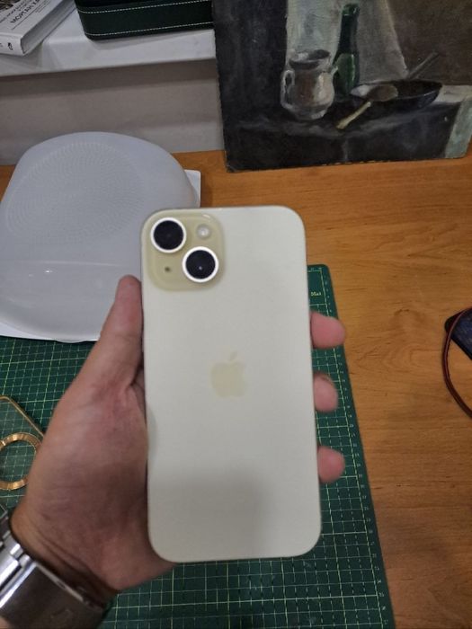 Iphone 15 256gb б/у