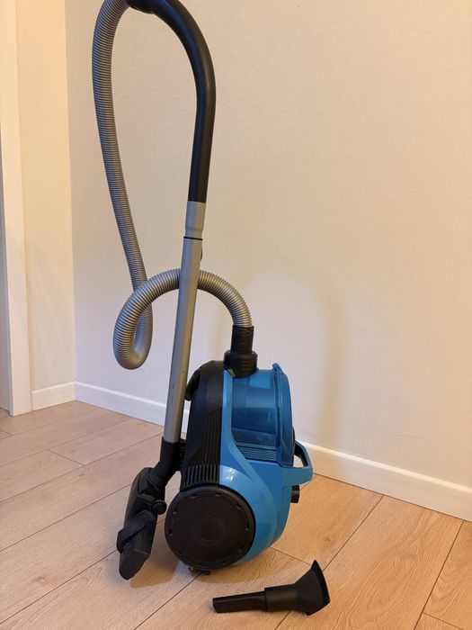 Пылесос Bosch GS-10