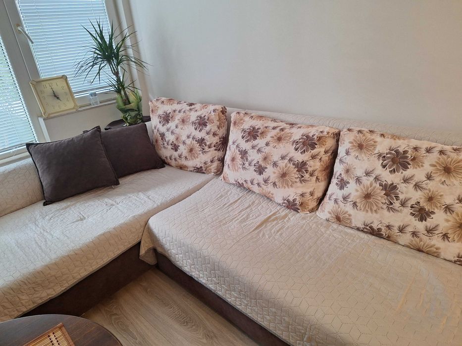 Продава ъглов диван