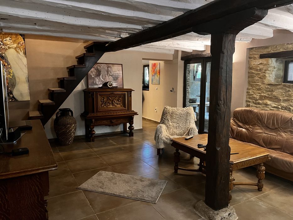 Дава се под наем Къща в с. Левски, Област Варна - 190 кв.м за 918 € - Снимка #5