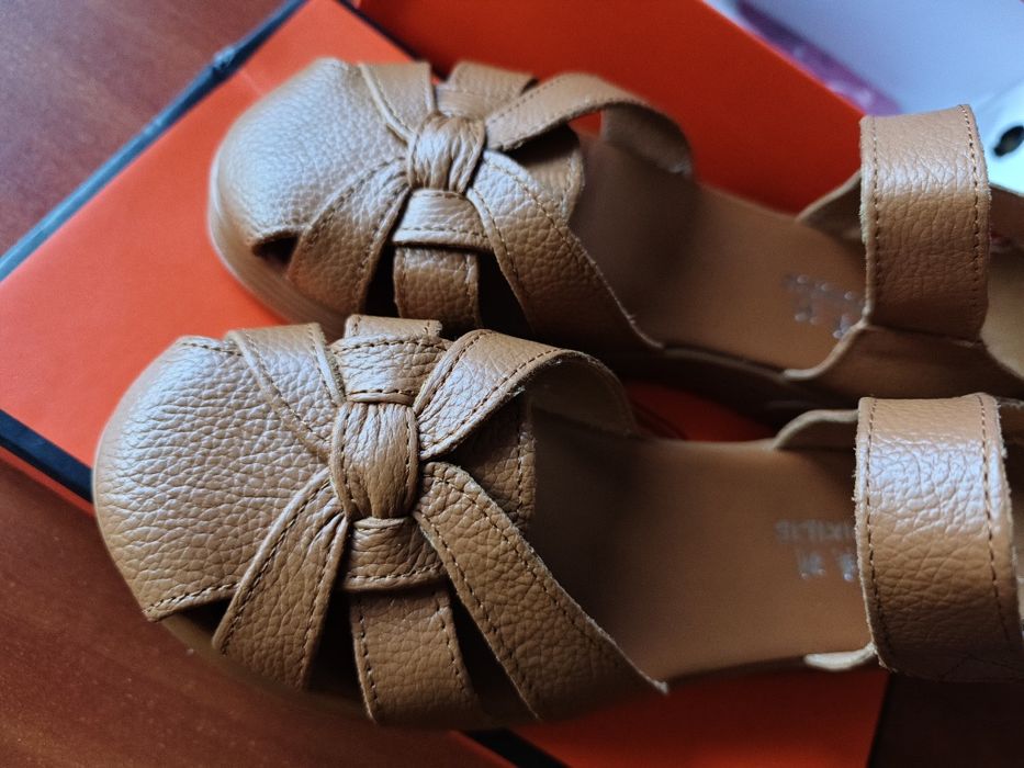 Босоножки женские