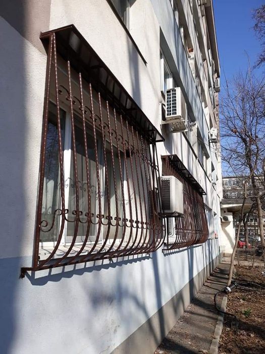 Grilaje ferestre, construcții metalice.