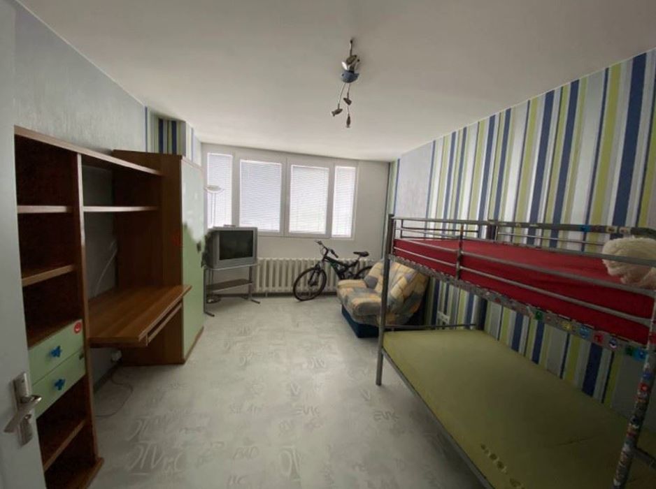 Дава се под наем Тристаен апартамент в София, Връбница 2 - 80 кв.м за 612 € - Снимка #3