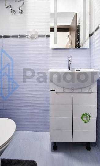 Двустаен апартамент под наем в Центъра