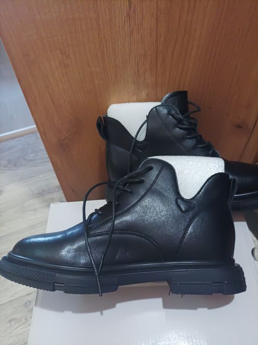 Ботинки весна р.38