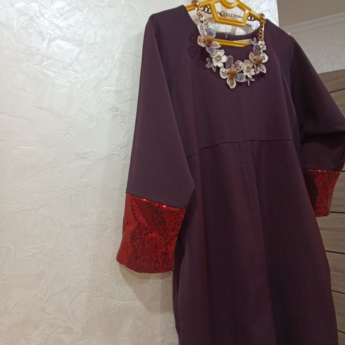 Продам оригинальное платье