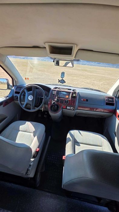 Vand/Schimb Volkswagen Transporter T5 4x4 5 locuri