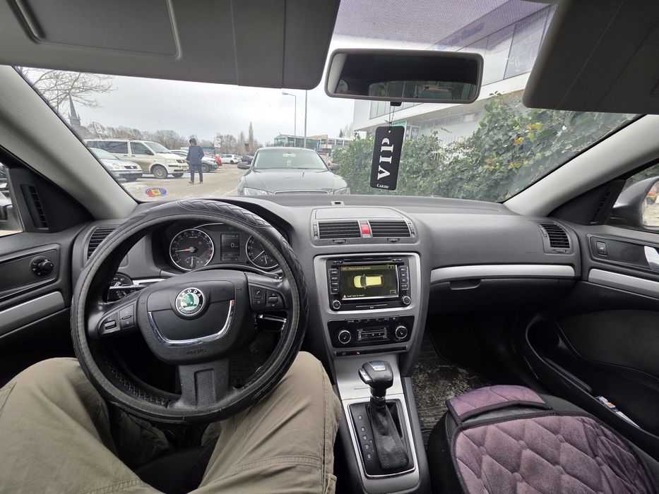 De vanzare Skoda Octavia 2 facelift, 
Euro 5, an 2013, 2L diesel de 14