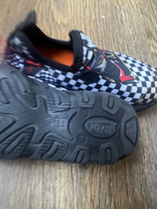 Детски пантофи