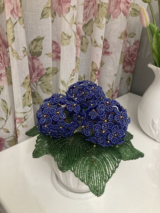 Гортензия из бисера