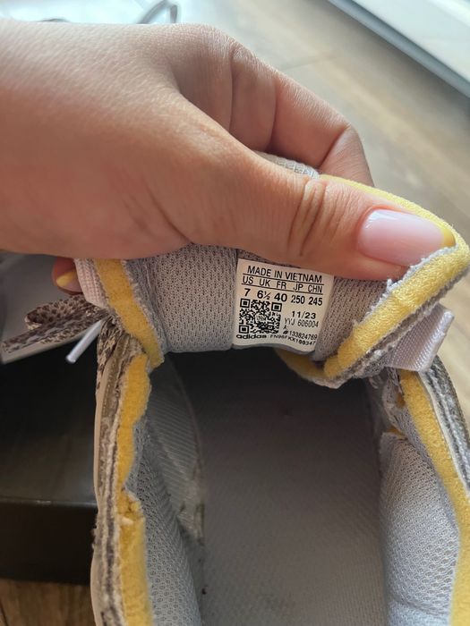 Adidas маратонки