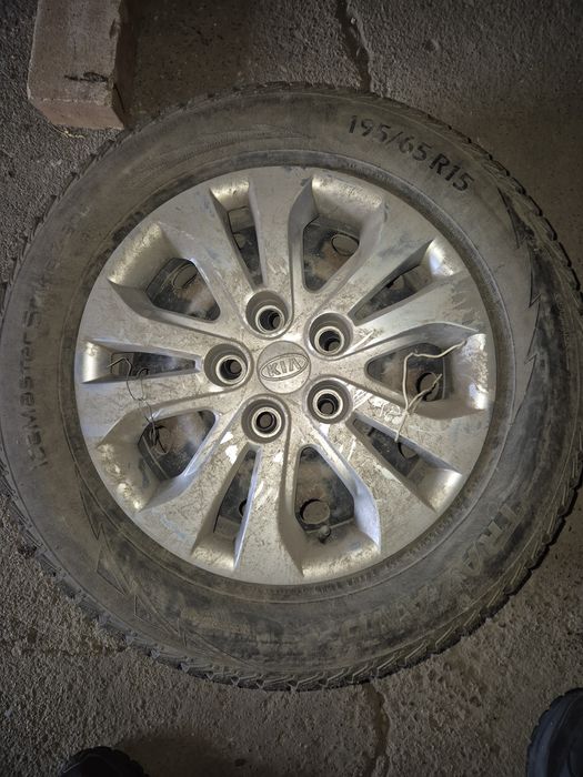 Зимние шины в хорошем состоянии!!!