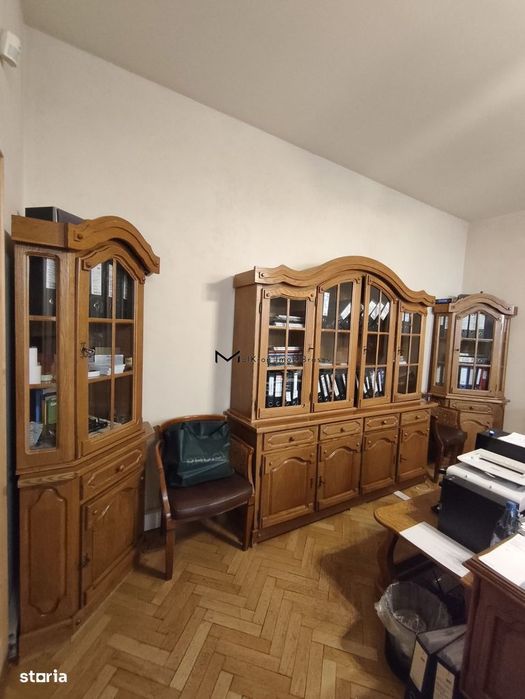 Proprietate ultracentrală