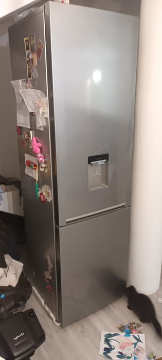 Combina frigorifica Beko 316L