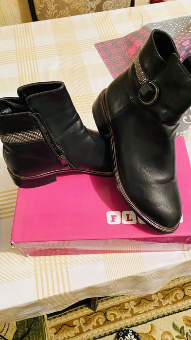 Ботинки с мехом,кожа 36 разм