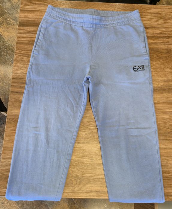 EA 7  анцунг и тениска