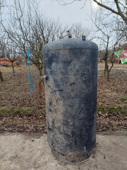 Vind pufar  de 800 litri cu serpentina