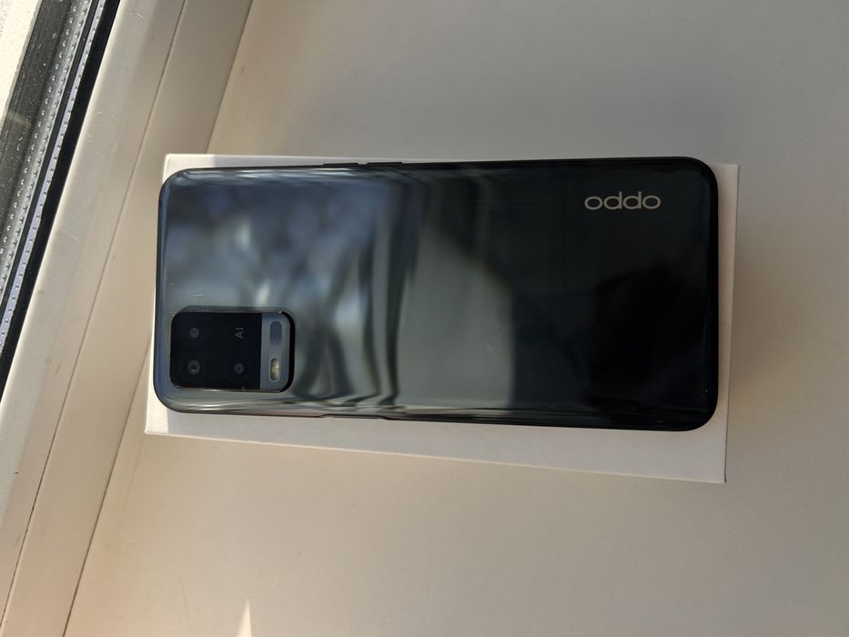 Телефон Oppo A54
