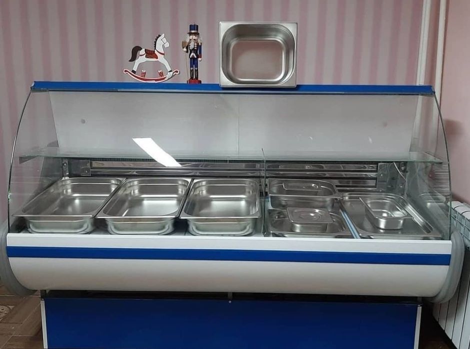 Холодидьные гастрономические витрины