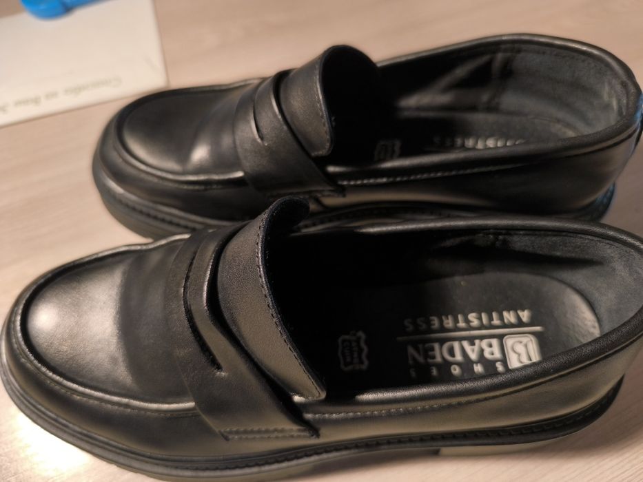 Лоферы на девочку 38рр