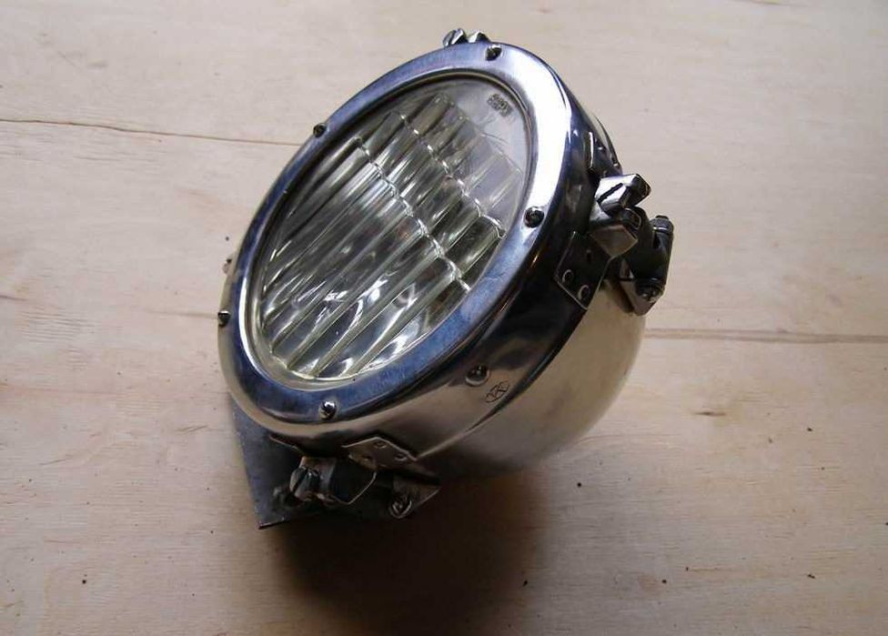 Фары БТР  Танк Фары на УАЗ БТР