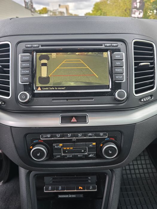 Vand Volkswagen Sharan Individual 2012