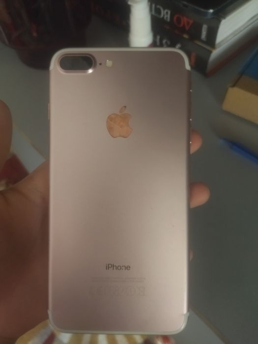 Продам айфон 7+ продам есть обмен на велик