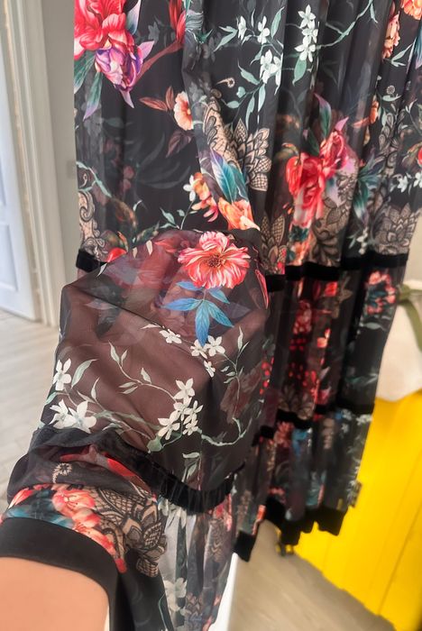 Продаю платья на выход