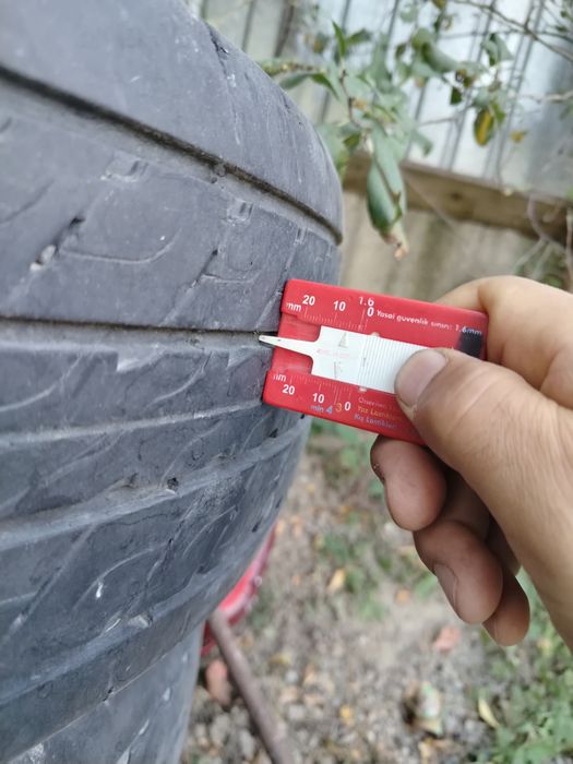 Продам Шины бу комплект
