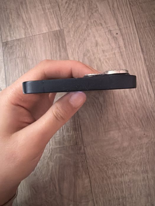 iPhone 13 128гб 75акб